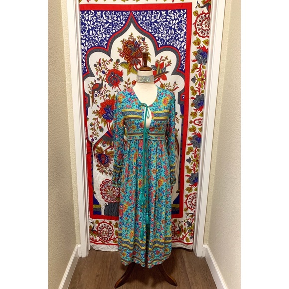 π Amazing colorful flowers dress - Picture 2 of 11